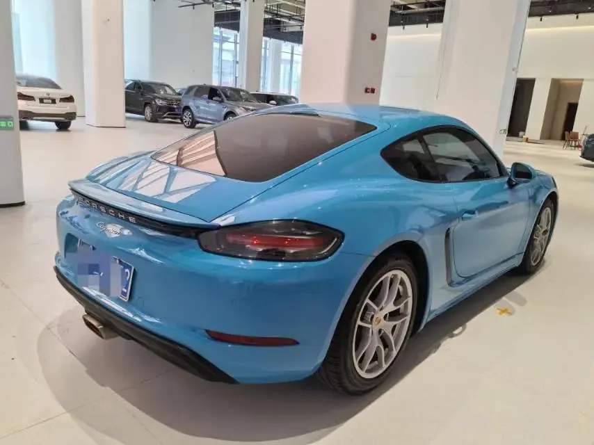 Porsche 718 2020 Cayman 2.0T 6