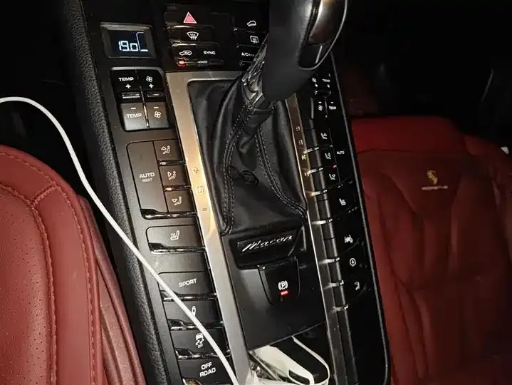 Macan 2021 Macan 2.0T 16