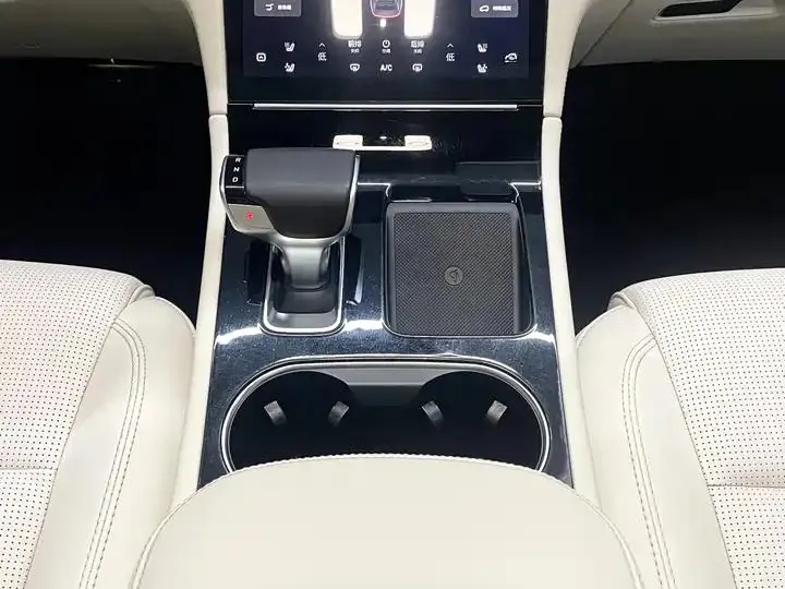 Li ONE 2021 Range-Extended 6-Seater Version 15