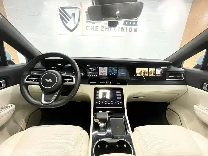 Li ONE 2021 Range-Extended 6-Seater Version 16