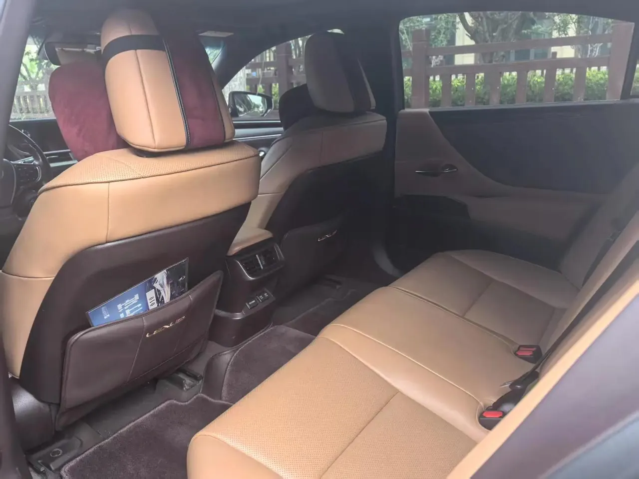 Lexus ES 2020 200 Excellence Edition 3