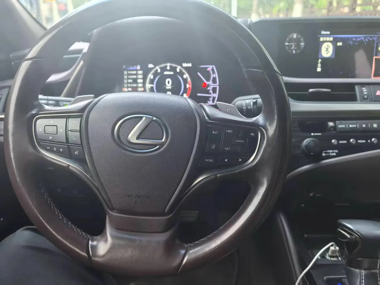 Lexus ES 2020 200 Excellence Edition 5