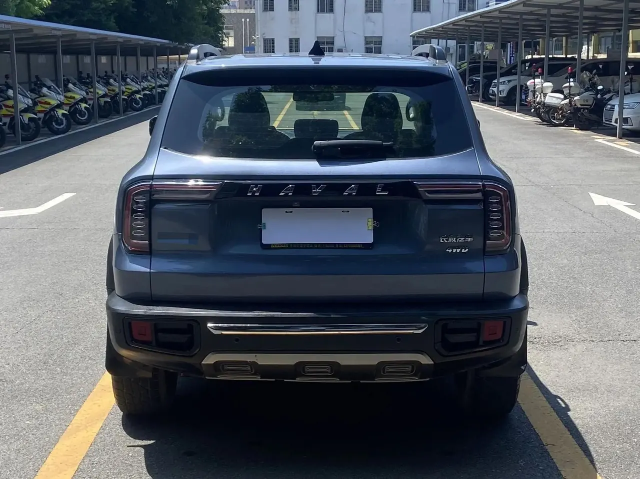 Haval big dog 2021 changed to 2.0T DCT four-wheel drive asthma dog version 5