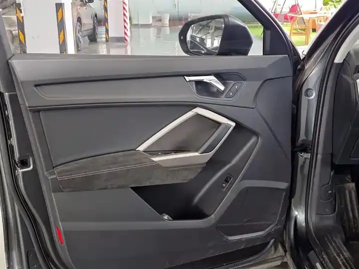 Audi Q3 2020 35 TFSI Enterprising Dynamic 10