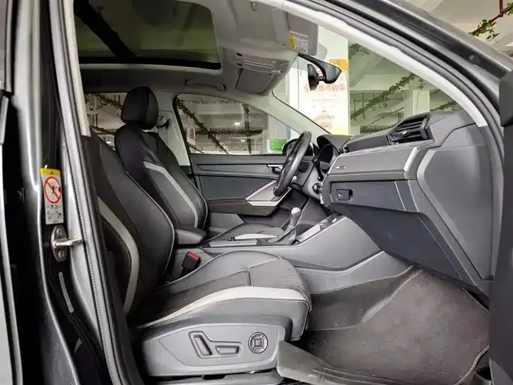 Audi Q3 2020 35 TFSI Enterprising Dynamic 27