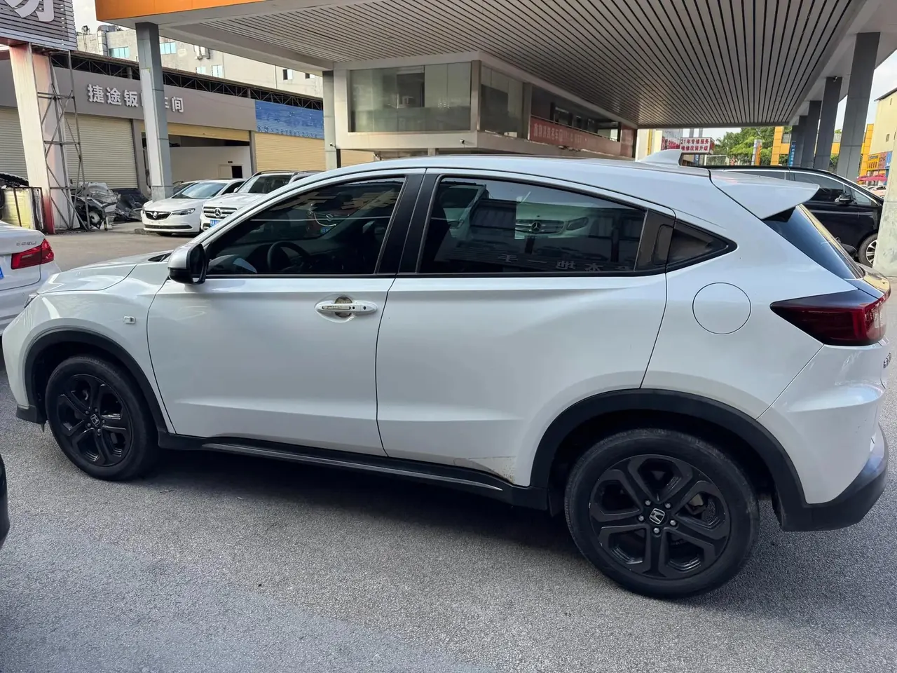 Honda XR-V 2020 220TURBO CVT Deluxe Edition 4