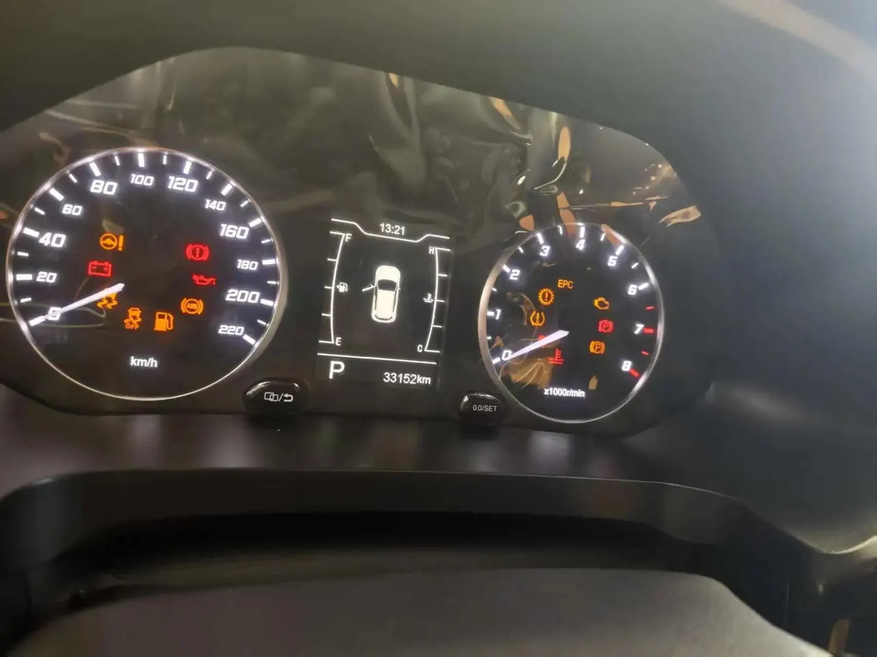 Ruihu 5x 2022 Super Hero Edition 1.5T CVT Fashion 6