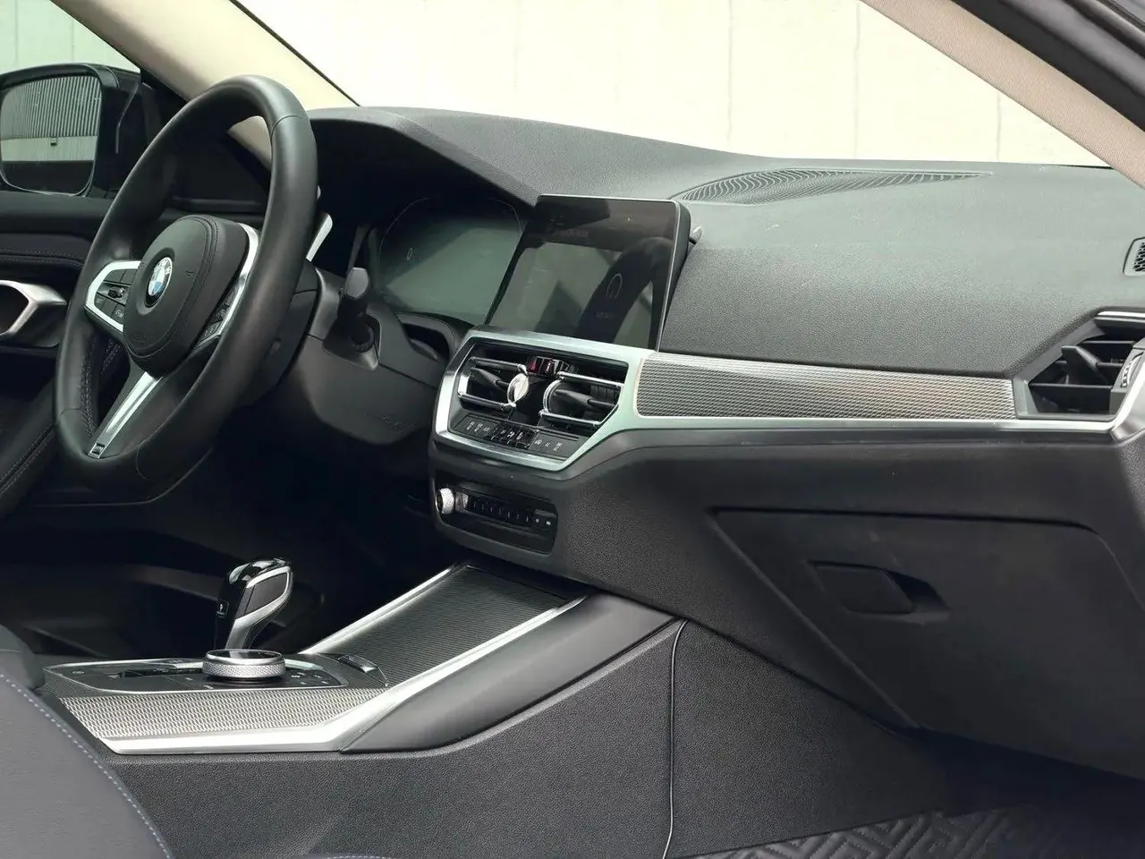 BMW 2 Series 2022 225i M Sports Night Suit 6