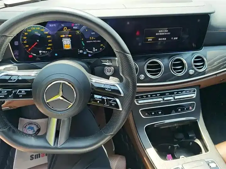 Mercedes Benz E-Class 2022 E 260 L Sports 12