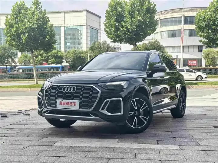 Audi Q5L 2024 40 TFSI fashion dynamic - View 1
