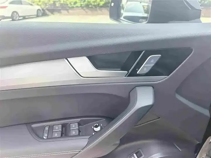 Audi Q5L 2024 40 TFSI fashion dynamic 12