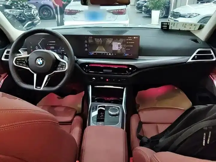 BMW 3 Series 2025 330Li M Sports Obsidian Night Suit 10