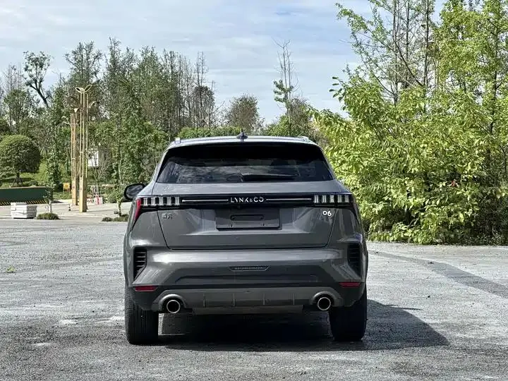 LYNK&amp;CO 06 2020 1.5T Pro 4