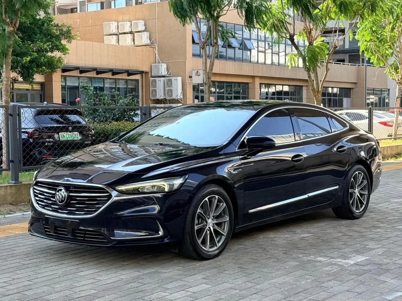 LaCrosse 2020 652T Luxury Edition - View 1