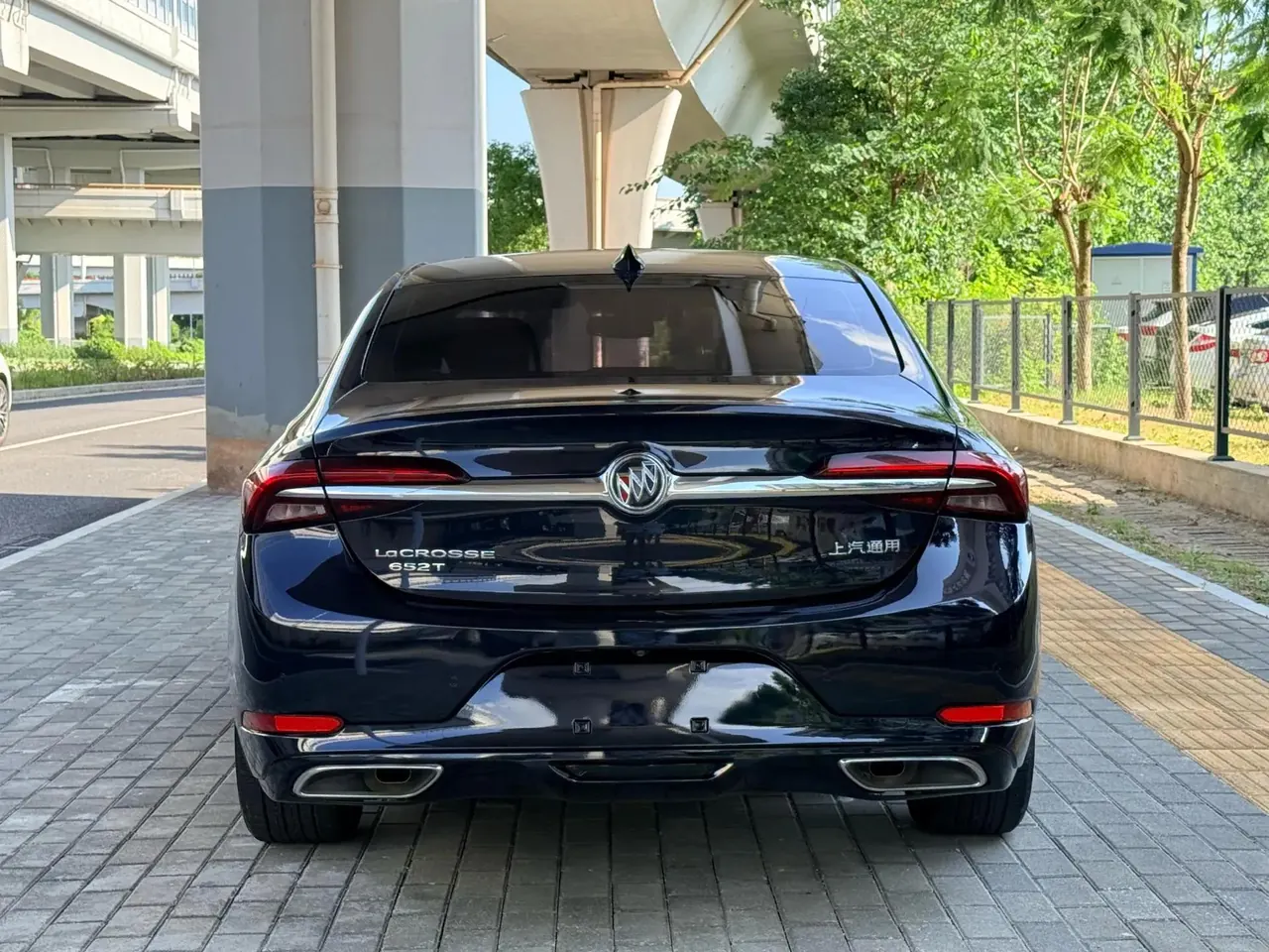 LaCrosse 2020 652T Luxury Edition 3
