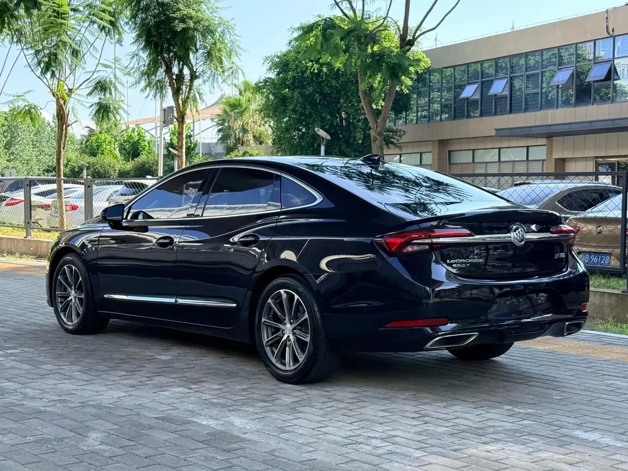 LaCrosse 2020 652T Luxury Edition 4