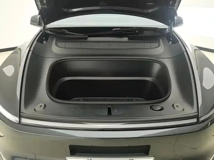 Model Y 2025 rear-wheel drive first edition 10