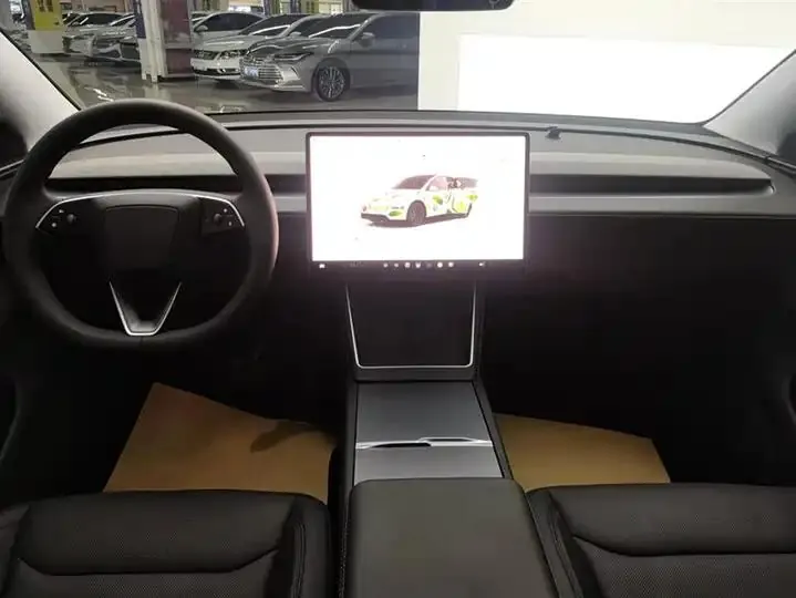 Model Y 2025 rear-wheel drive first edition 12