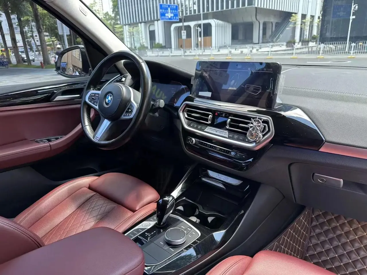BMW X3 2022 xDrive25i M sports suit 13