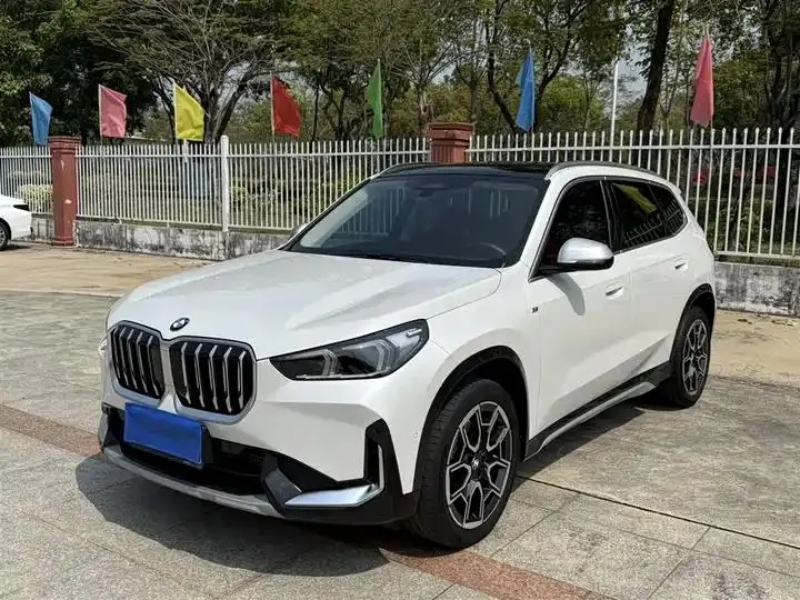 BMW X1 2023 sDrive25Li X Design Set - View 1