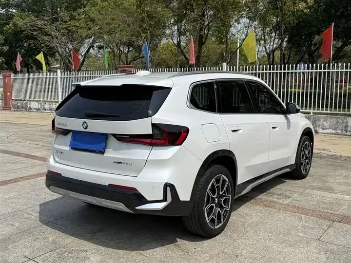 BMW X1 2023 sDrive25Li X Design Set 3