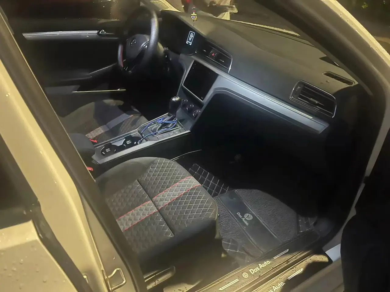 Lingdu 2019, 230TSI DSG Vision Edition, China V Emission Standard 2