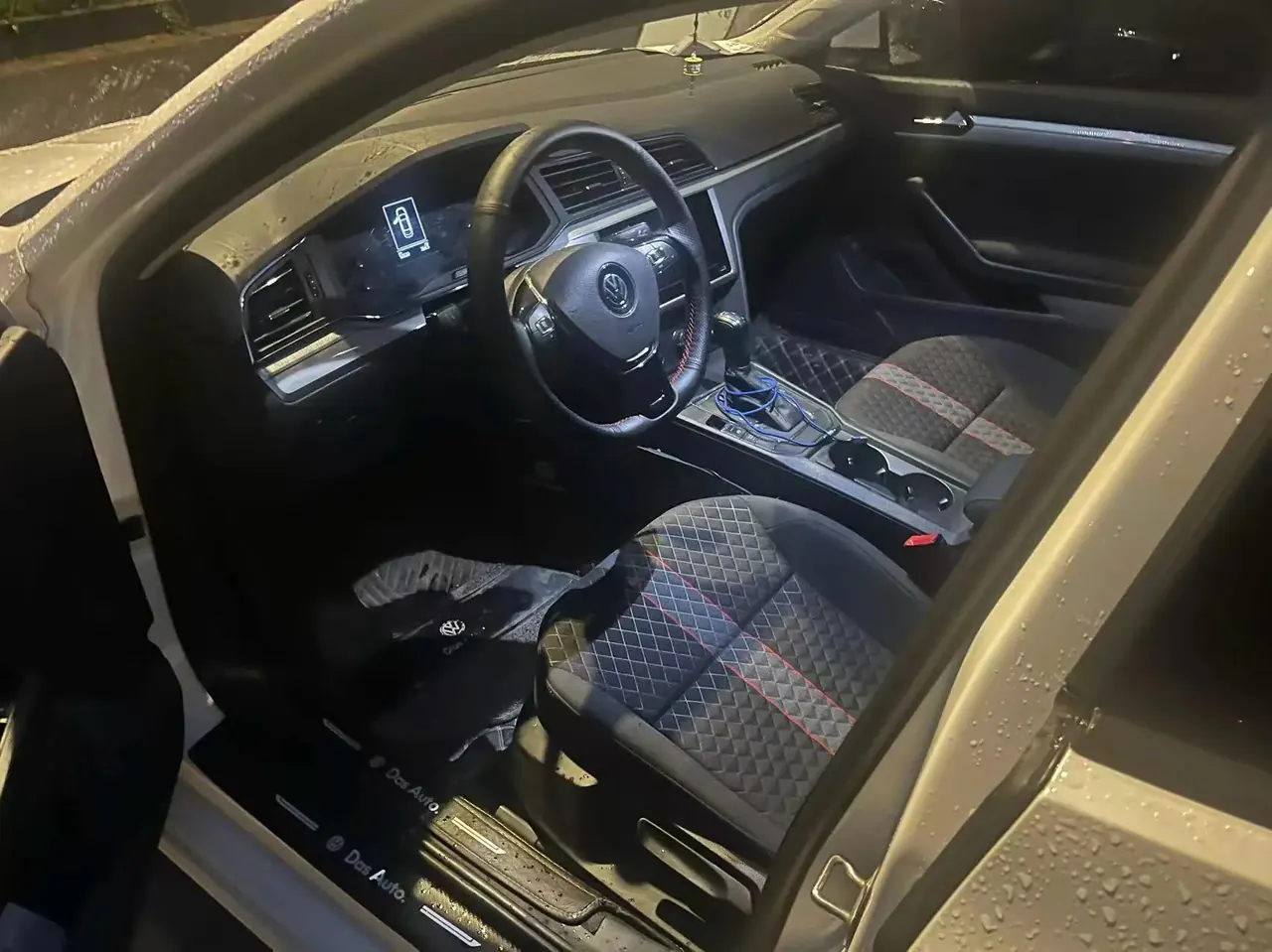 Lingdu 2019, 230TSI DSG Vision Edition, China V Emission Standard 5