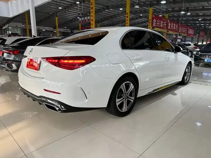 Mercedes Benz Class C 2022 C 200 L Sports Edition 12