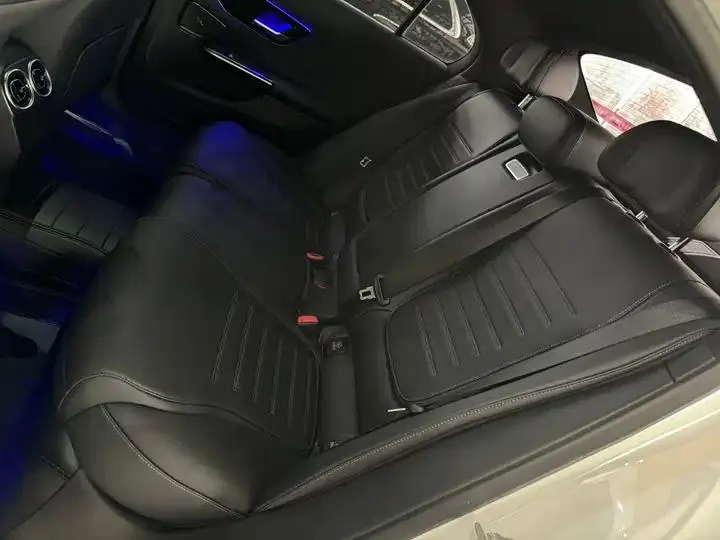 Mercedes Benz Class C 2022 C 200 L Sports Edition 14