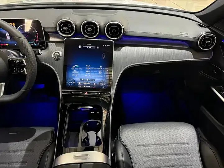 Mercedes Benz Class C 2022 C 200 L Sports Edition 9
