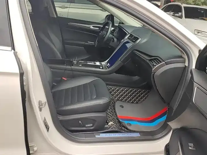 Mondeo 2020 EcoBoost 180 fashion 8