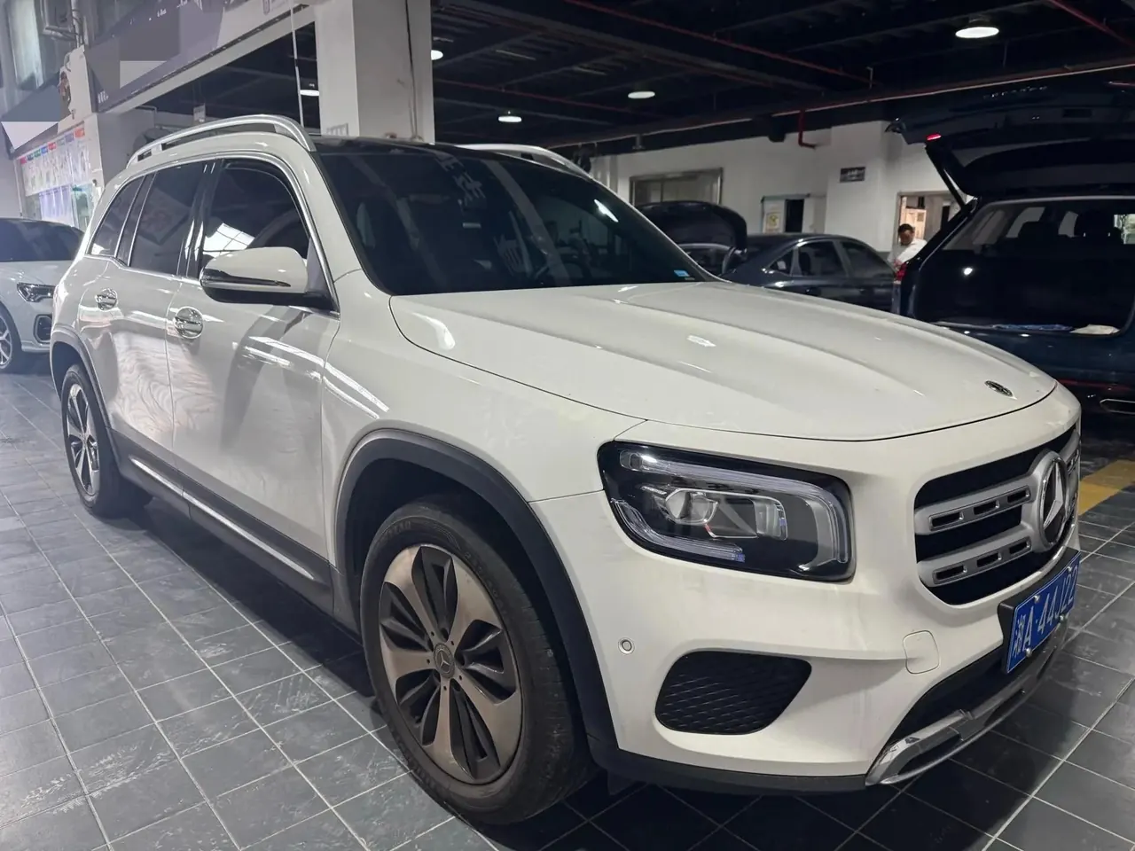 Mercedes Benz GLB 2023 GLB 220 Fashion 2