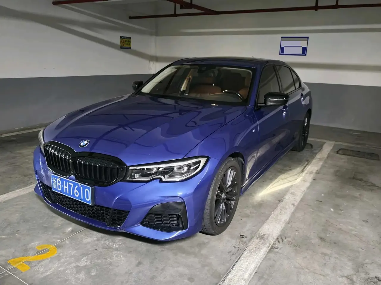 BMW 3 Series 2021 Changed 325Li M Sports Obsidian Night Suit - View 1