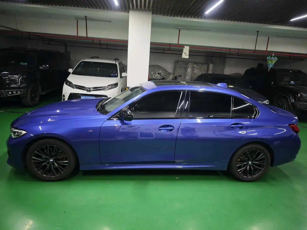 BMW 3 Series 2021 Changed 325Li M Sports Obsidian Night Suit 3