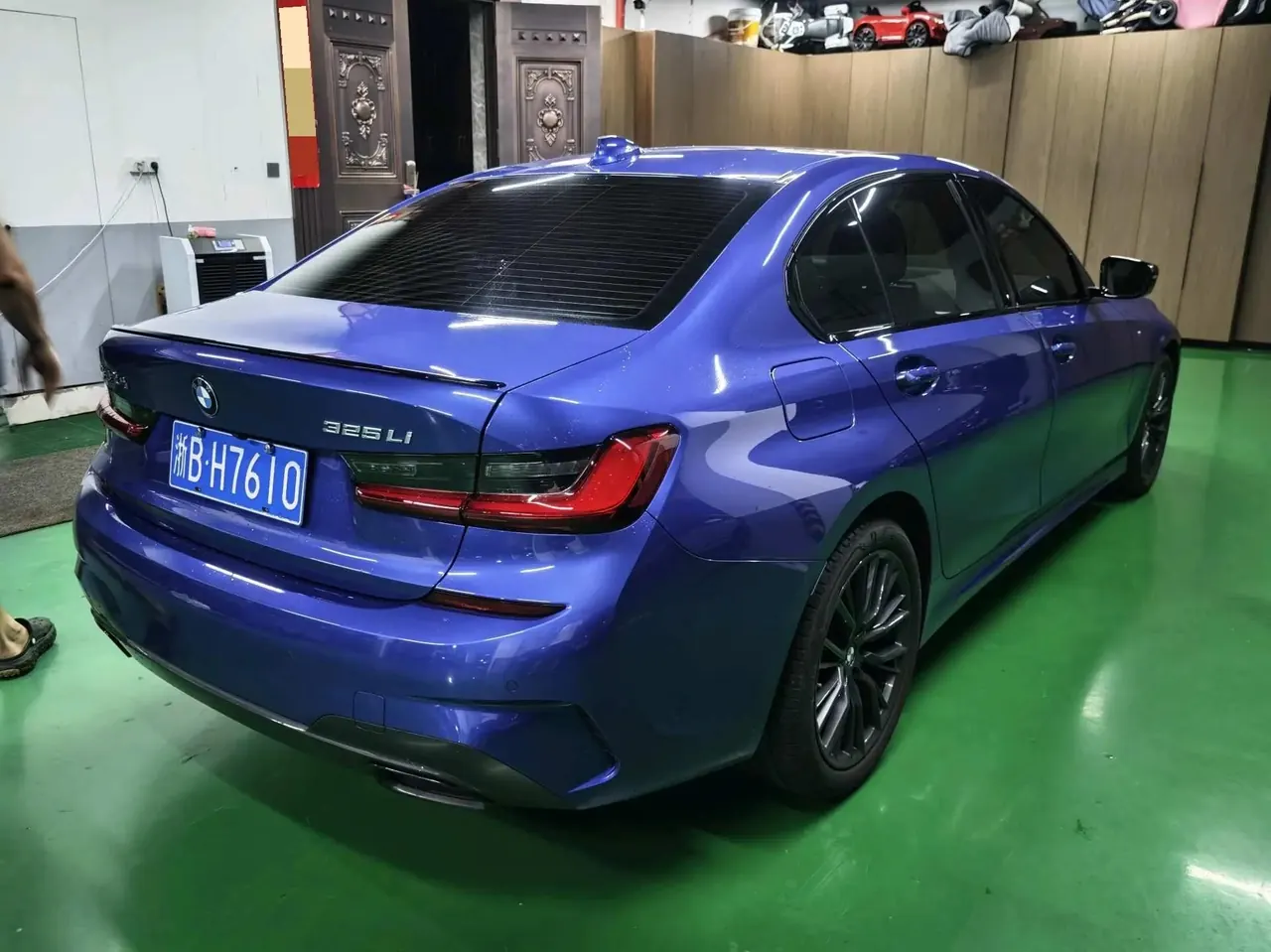 BMW 3 Series 2021 Changed 325Li M Sports Obsidian Night Suit 4