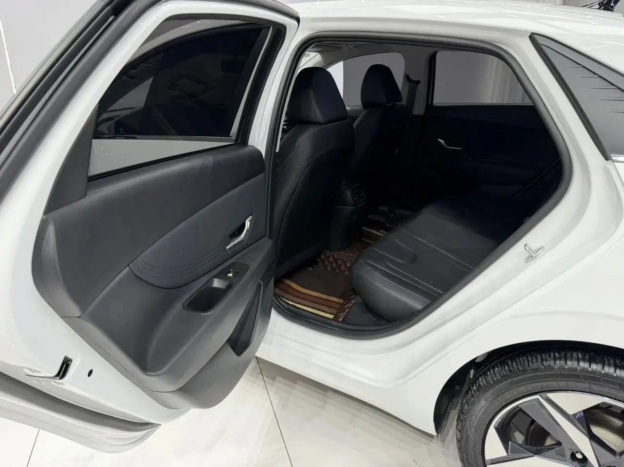 Elantra 2022 1.5L CVT GLX Elite Edition 14