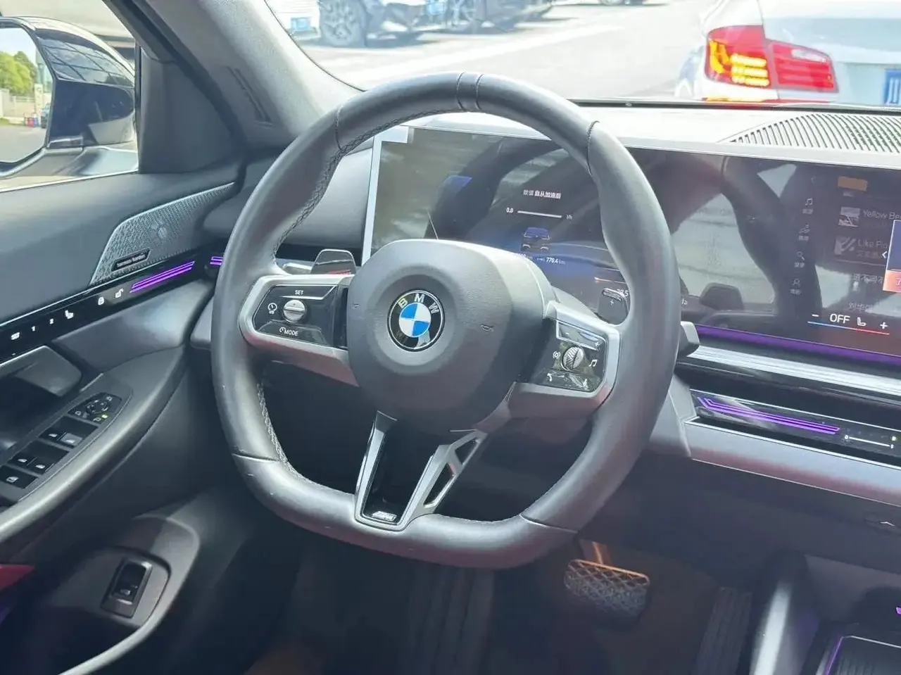BMW 5 Series 2024 525Li 2.0T M Sport Package Automatic 3