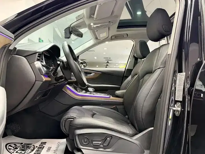 Audi Q7 2020 55 TFSI quattro S line Premium Model 17
