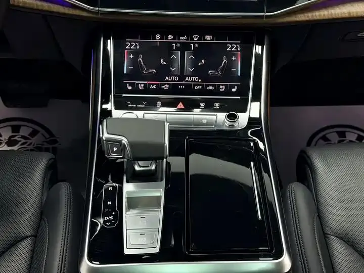 Audi Q7 2020 55 TFSI quattro S line Premium Model 34