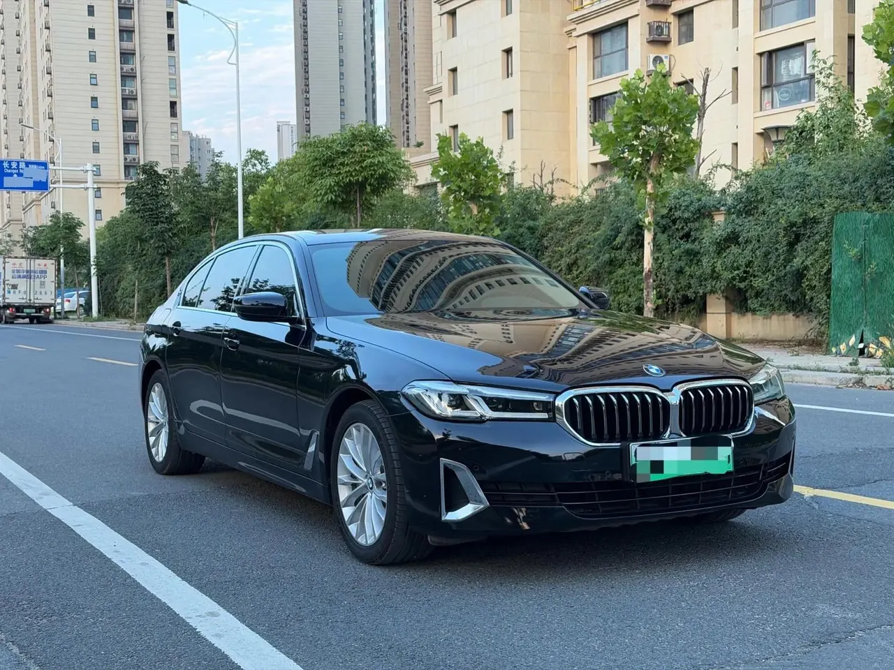 BMW 5 New Energy 2021 535Le Deluxe Suit 3