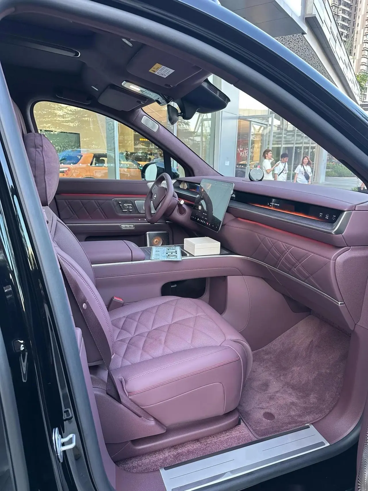 NIO 2026 ES 9 102kWh Executive Island Deluxe Automatic Gear 7