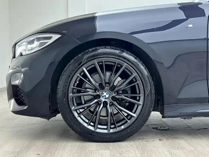 BMW 3 Series 2021 325i M Sports Night Suit 20