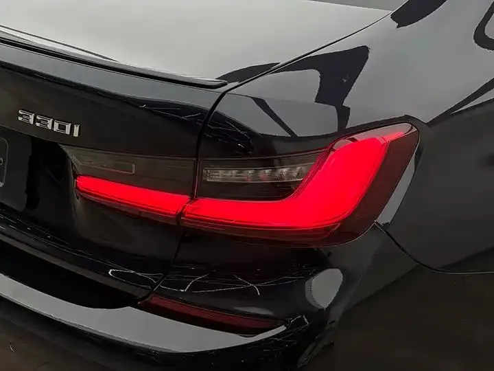 BMW 3 Series 2021 325i M Sports Night Suit 3