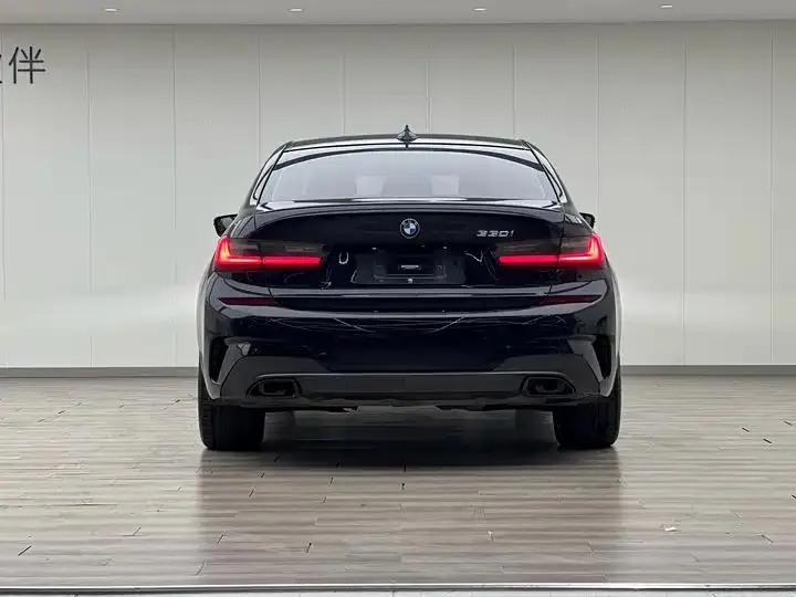BMW 3 Series 2021 325i M Sports Night Suit 4
