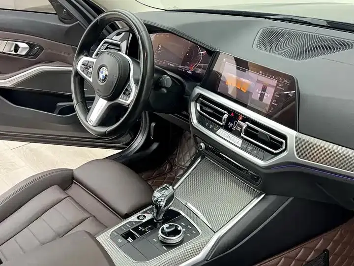 BMW 3 Series 2021 325i M Sports Night Suit 6
