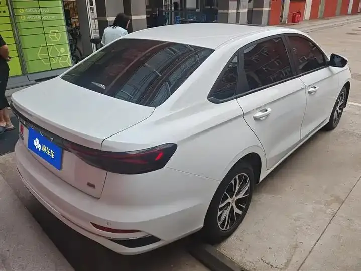 Emgrand 2022 4th Generation 1.5L CVT Elite 3
