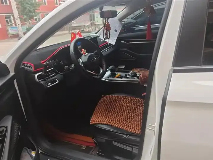 Emgrand 2022 4th Generation 1.5L CVT Elite 9
