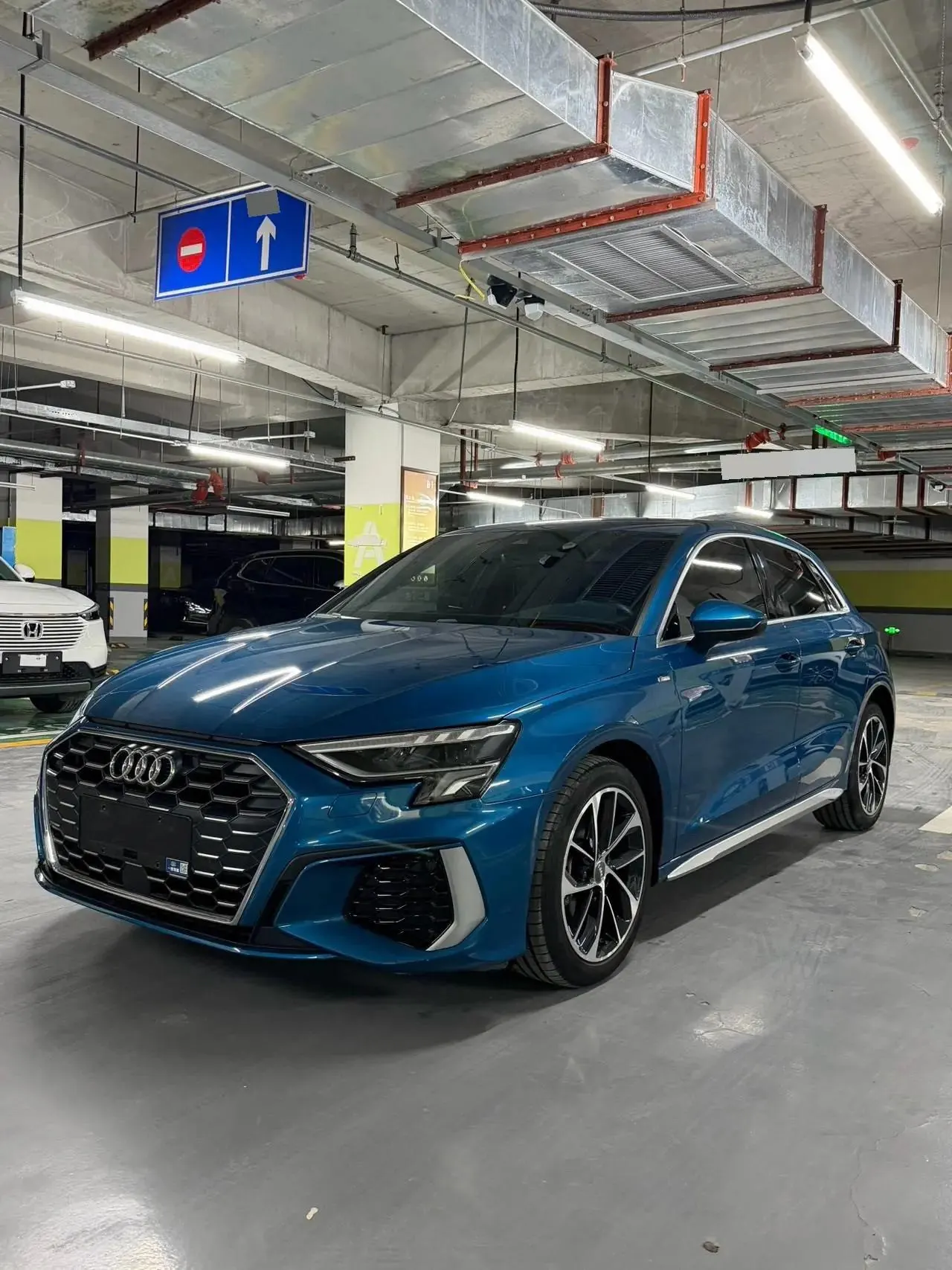 Audi A3 2021 Sportback 35 TFSI Aggressive Sport - View 1