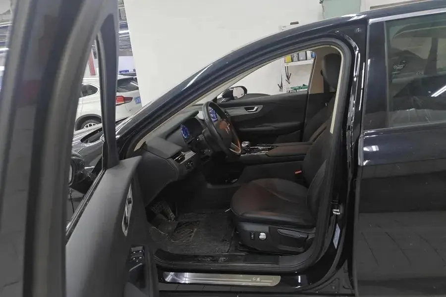 HongQi E-QM5 2023 560km PLUS 3