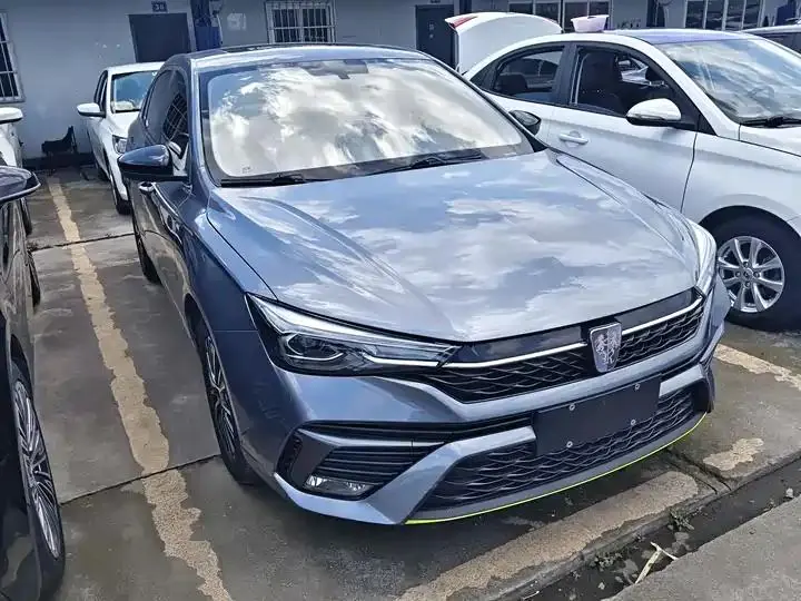 Roewe i5 2021 1.5L CVT Platinum Edition 3